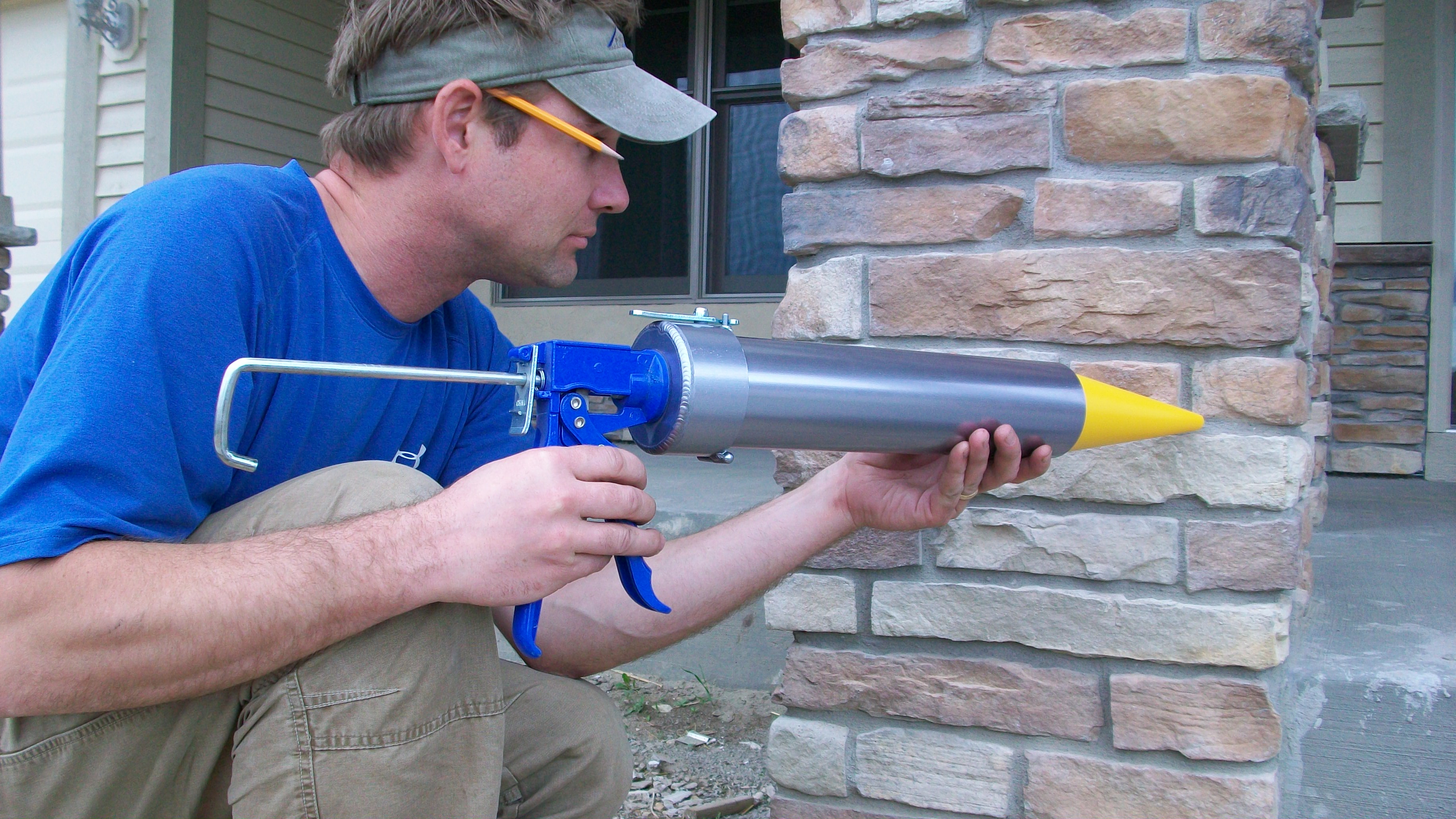 Grout Gun for grouting and tuckpointing Rock, Stone, Tile, Brick and Cracks in Cement and Block.